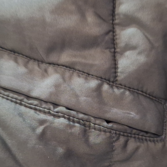 GAP Olive Puffer Jacket - Picture 3 of 8